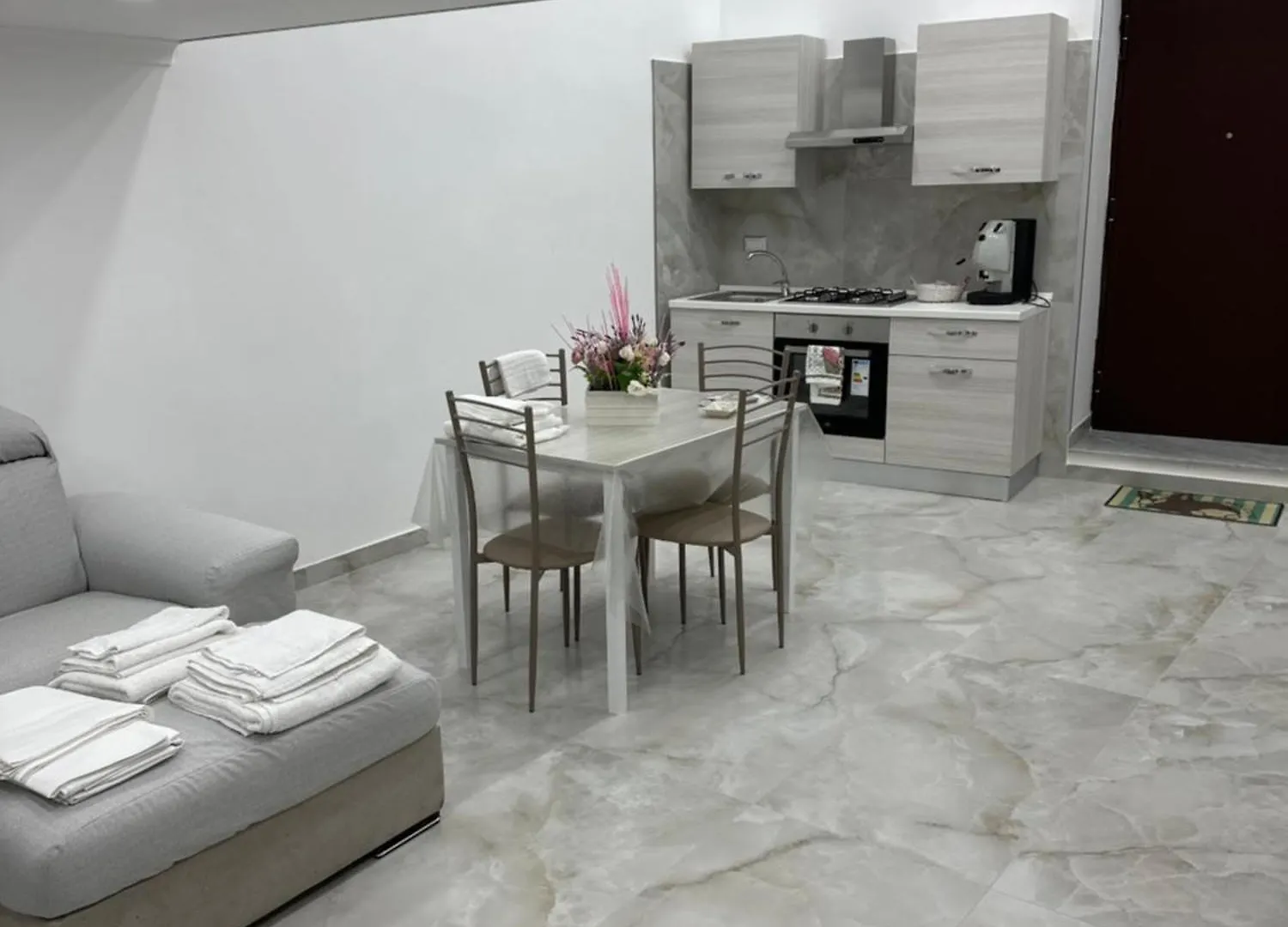 Casetta Milucci Naples